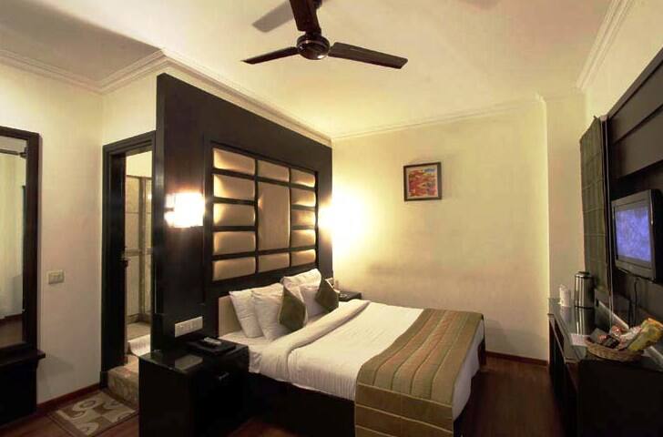 Hotel Southgate, New Delhi 5